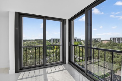 Beautifully fully renovated 7th floor corner Midrise apt - photo 13