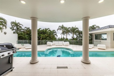 Perched on the eastern facing perimeter of the prestigious - photo 17