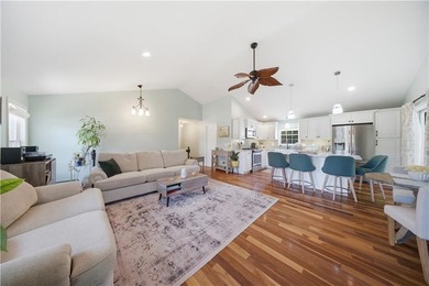 Beautifully updated and thoughtfully designed, this spacious - photo 19