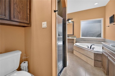 Beautiful gated 2 bedroom 2 bath with bonus office townhomee and - photo 24