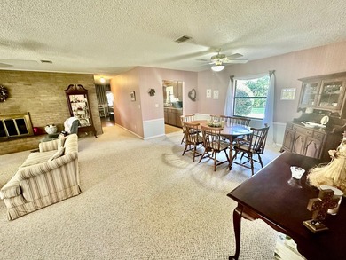 WATERFRONT! FISHERMAN'S PARADISE! This one story three bedroom - photo 25