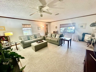 WATERFRONT! FISHERMAN'S PARADISE! This one story three bedroom - photo 30