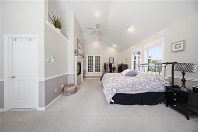 Beautifully updated and thoughtfully designed, this spacious - photo 31