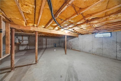 Beautifully updated and thoughtfully designed, this spacious - photo 38