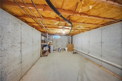 Beautifully updated and thoughtfully designed, this spacious - photo 39