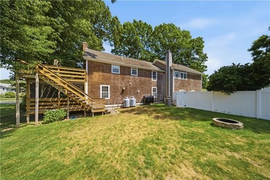 Beautifully updated and thoughtfully designed, this spacious - photo 47