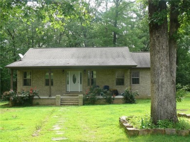 Greers Ferry Lake Home For Sale in Clinton Arkansas