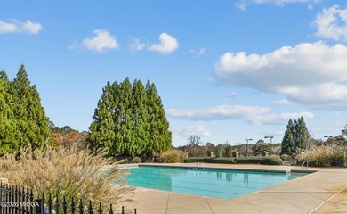 Located on the 5th fairway in River Forest subdivision. Perfect - photo 8