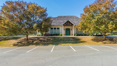 Located on the 5th fairway in River Forest subdivision. Perfect - photo 9