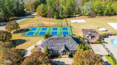 Located on the 5th fairway in River Forest subdivision. Perfect - photo 10
