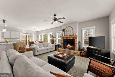 BACK ON THE MARKET! Buyers had circumstances to change. There - photo 12