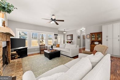 BACK ON THE MARKET! Buyers had circumstances to change. There - photo 14