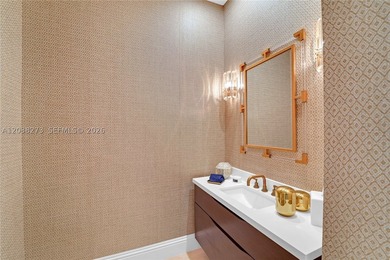 Situated on a spectacular 1.25-acre corner estate in the heart - photo 21