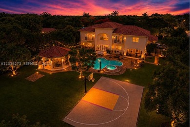 Situated on a spectacular 1.25-acre corner estate in the heart - photo 42