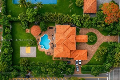 Situated on a spectacular 1.25-acre corner estate in the heart - photo 44