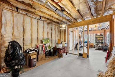 BACK ON THE MARKET! Buyers had circumstances to change. There - photo 46