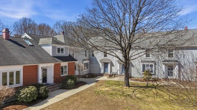 Lake Townhome/Townhouse Active Under Contract in Pembroke, New Hampshire