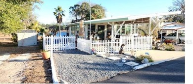 Tooke Lake Home For Sale in Weeki Wachee Florida