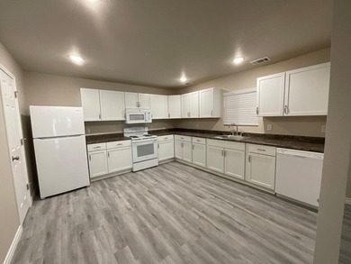 Exceptional income-producing investment in the heart of - photo 28