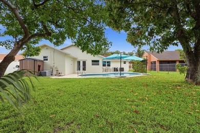 Welcome to your ultimate South Florida oasis! Nestled in the - photo 38