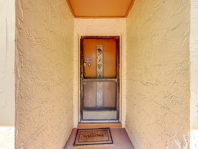 Newly renovated, ground-floor 2 bed, 2 bath condo, 1,144 sq ft - photo 2