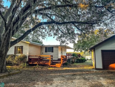 Lake Home For Sale in Hawthorne, Florida