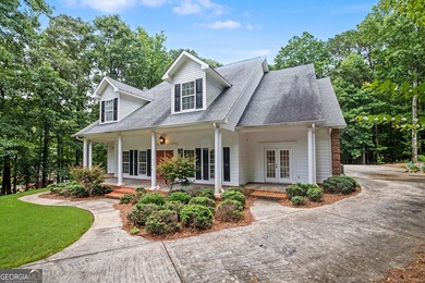 *Almost 4000 sq ft just waiting for a family to fill this space - photo 3
