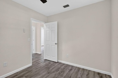 Welcome to this charming 3-bed, 1-bath concrete block home - photo 17