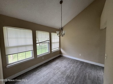 Enjoy second-floor living in this spacious 3-bedroom, 3-bath - photo 4