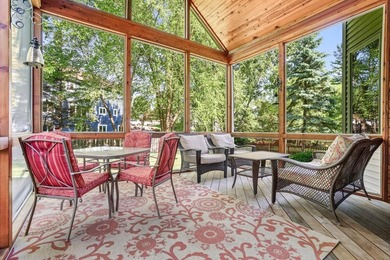 Welcome to this beautifully maintained, move-in ready - photo 5