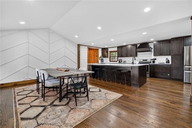 One of the most remarkable offerings on Lake Blue Ridge begins - photo 11