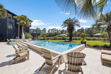 Welcome to this stunning waterfront retreat in historic Point - photo 18