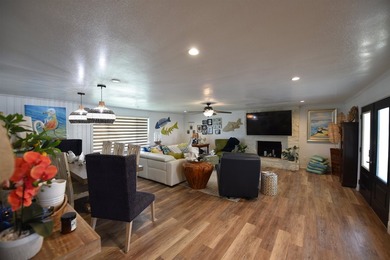 Beautiful 2BR/2BA home in Buchanan Lake Village, just a short - photo 22