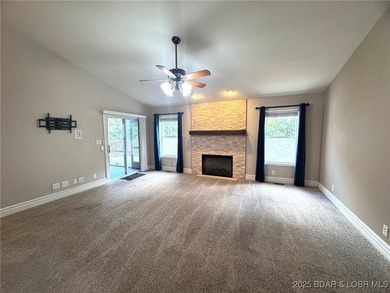 PRIME LOCATION in the heart of Osage Beach! IMPECCABLE - photo 5