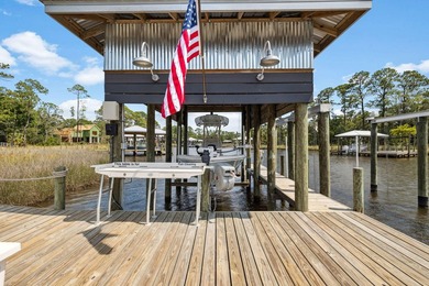 Welcome to this stunning waterfront retreat in historic Point - photo 27