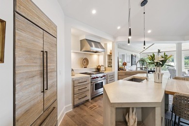 Welcome to this stunning waterfront retreat in historic Point - photo 32