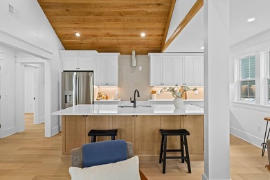 Welcome to 7 Larnes Street, a stunning elevated home located in - photo 43