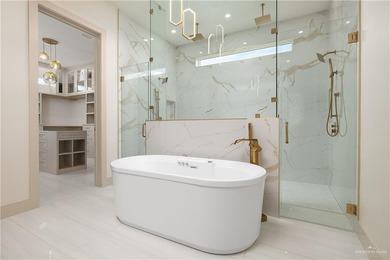 Stunning residence offering refined luxury and exceptional - photo 22