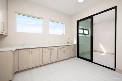 Stunning residence offering refined luxury and exceptional - photo 23