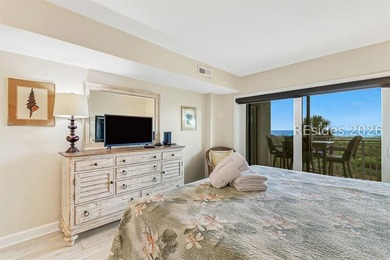 This lovely villa offers breathtaking, direct oceanfront views - photo 25