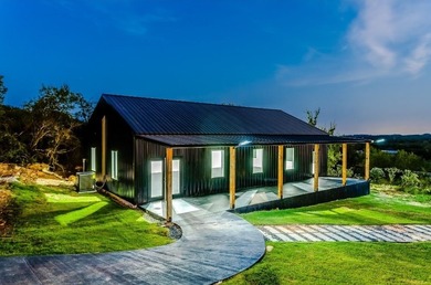 Charming Lake House Retreat with Breathtaking 180 degrees Views - photo 26