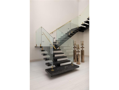 Stunning residence offering refined luxury and exceptional - photo 31
