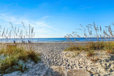 This lovely villa offers breathtaking, direct oceanfront views - photo 44