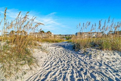 This lovely villa offers breathtaking, direct oceanfront views - photo 46