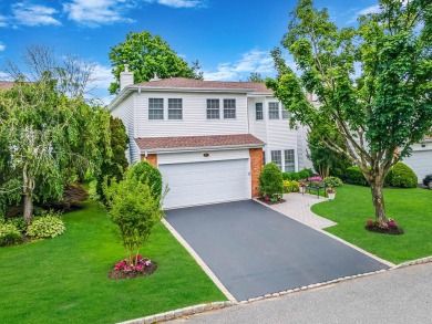 Lake Condo For Sale in Commack, New York