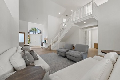 Modern residence in the most perfect setting offering iconic - photo 15