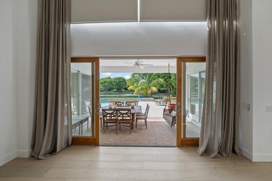 Modern residence in the most perfect setting offering iconic - photo 16