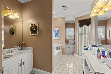 Experience the perfect blend of comfort, style, and everyday - photo 17
