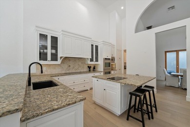 Modern residence in the most perfect setting offering iconic - photo 18