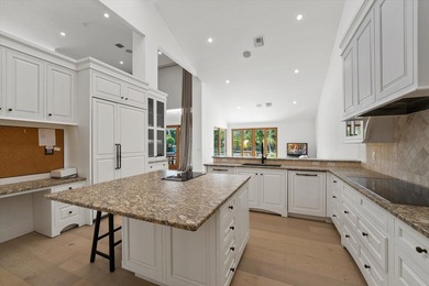 Modern residence in the most perfect setting offering iconic - photo 20